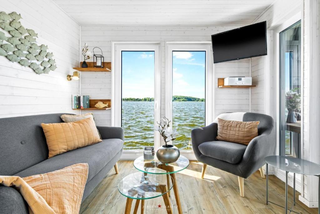 Hausboot Gluecksmomente Mit Dachterrasse In Schleswig Am Ostseefjord Schlei Екстериор снимка